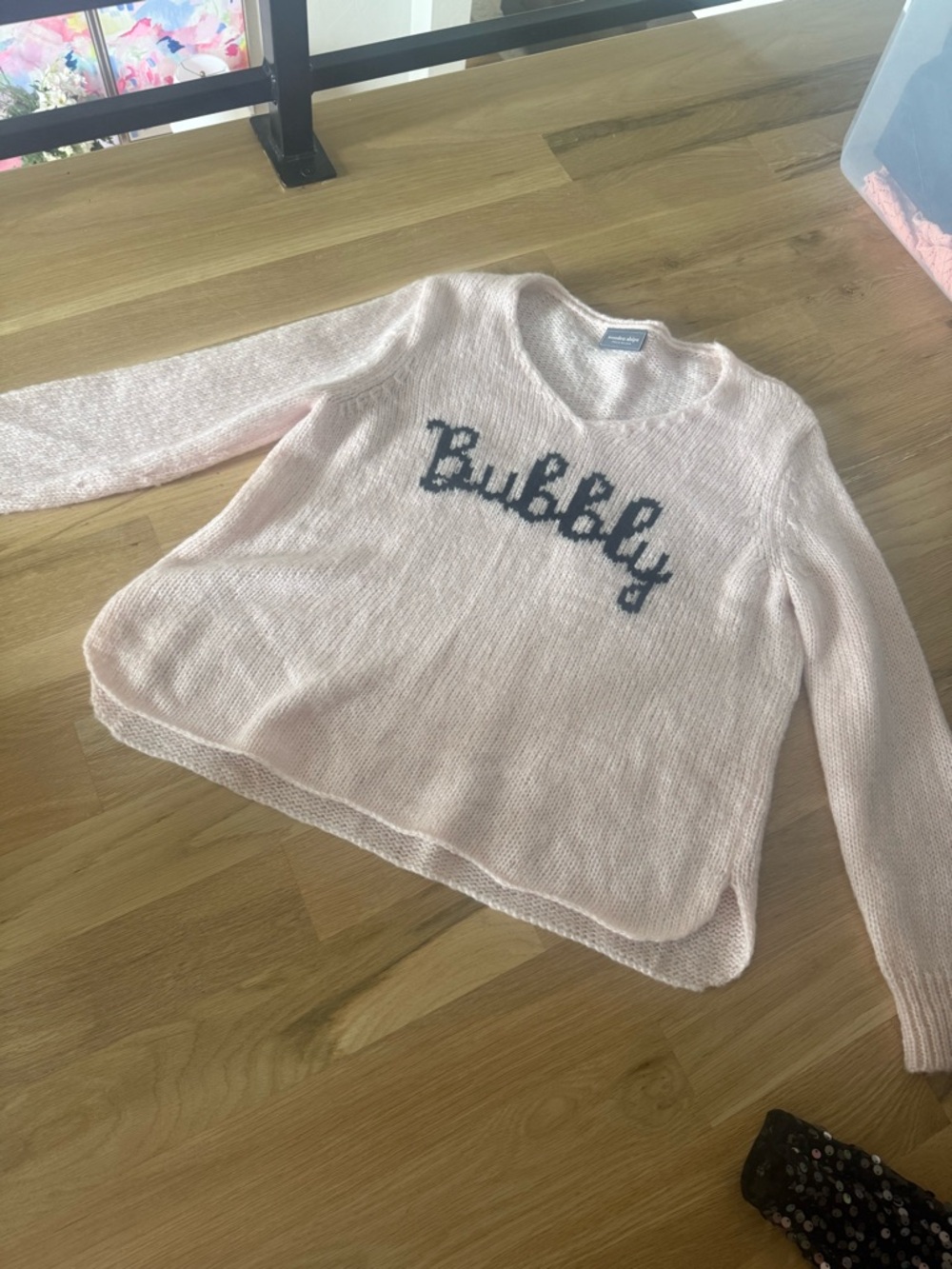 Wooden Ships 'Bubbly' Pink Knit V-Neck Sweater Small - Picture 3 of 7